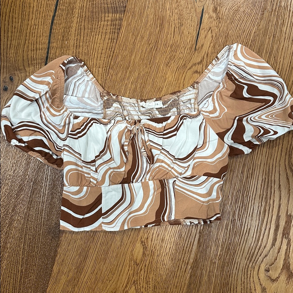 Vintage Y2K LA Hearts Retro Swirl Crop Top